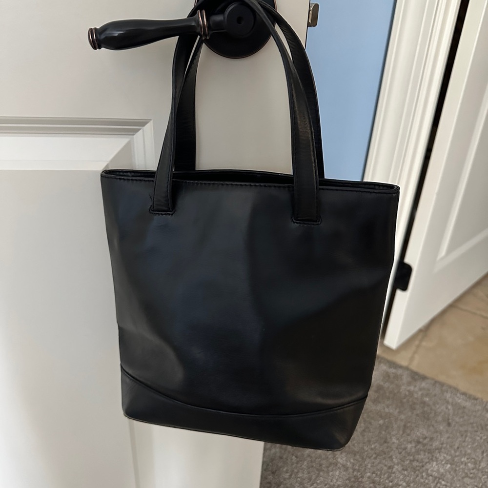 Cole Haan black vintage leather bag. - Picture 6 of 8